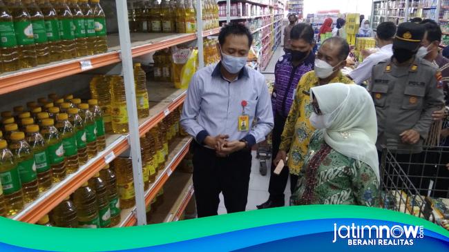 Sidak Makmin Jelang Lebaran Bupati Pastikan Stok Bahan Pokok Di