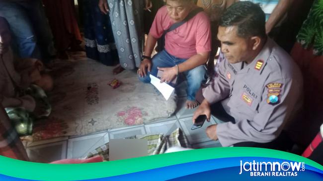 Mayat Bayi Terbungkus Plastik Merah Ditemukan Di Pamekasan