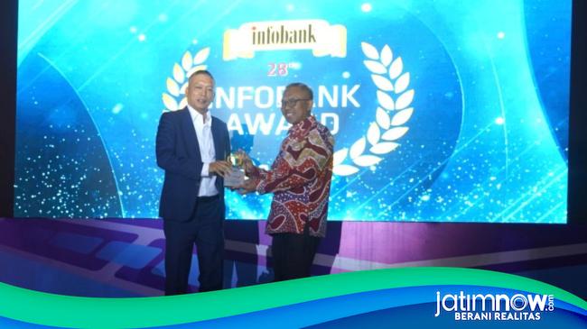 Kinerja Positif Bank Jatim Raih Penghargaan Infobank Award 2023