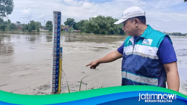 Sungai Bengawan Solo Bojonegoro Siaga Merah Warga Harap Waspada