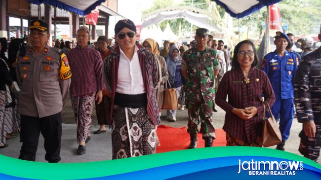 Mas Ipin Hadiri Upacara Adat Larung Sembonyo Ini Pesannya Untuk Nelayan