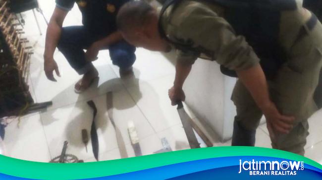 Puluhan Remaja Di Surabaya Diduga Hendak Tawuran Dibubarkan