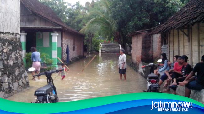 Bengawan Solo Meluap 3 Desa Di Ngawi Banjir