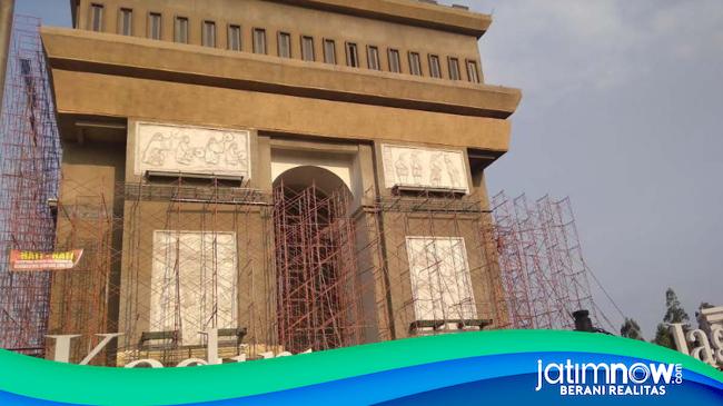 Renovasi Monumen Simpang Lima Gumul Pemkab Kediri Kucurkan Rp M