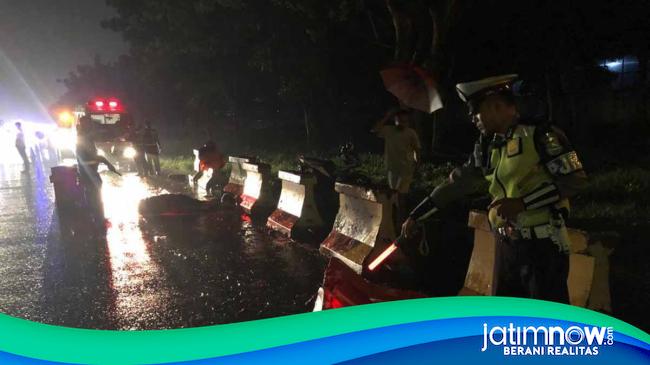 Terobos Jalan Tol Dua Pengendara Motor Tewas Di Tol Waru Sidoarjo