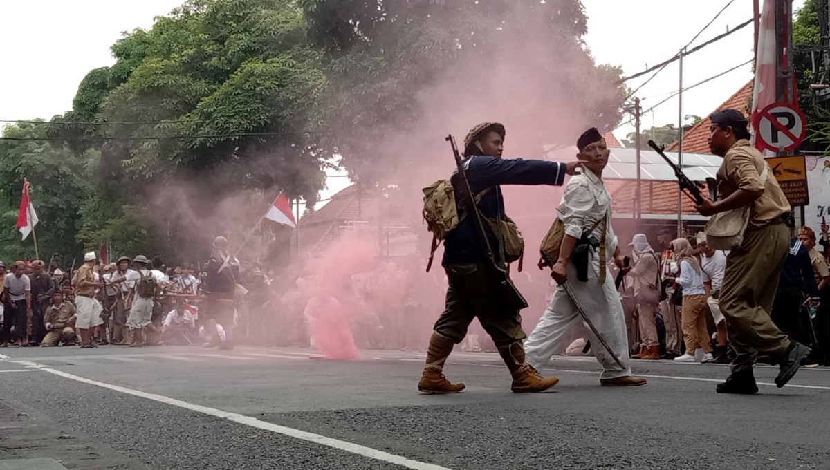 Parade Surabaya Juang Dalam Bingkai Foto