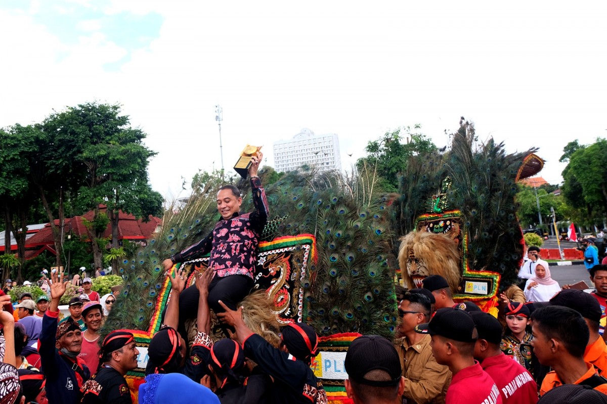 Kolaborasi Menjaga Lingkungan Antarkan Surabaya Raih 14 Penghargaan