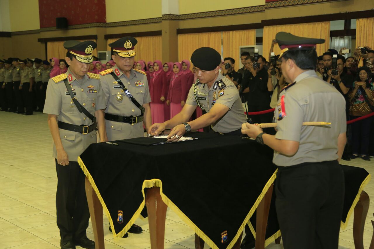 Brigjen Pol Widodo Eko Prihastopo Resmi Jabat Wakapolda Jatim