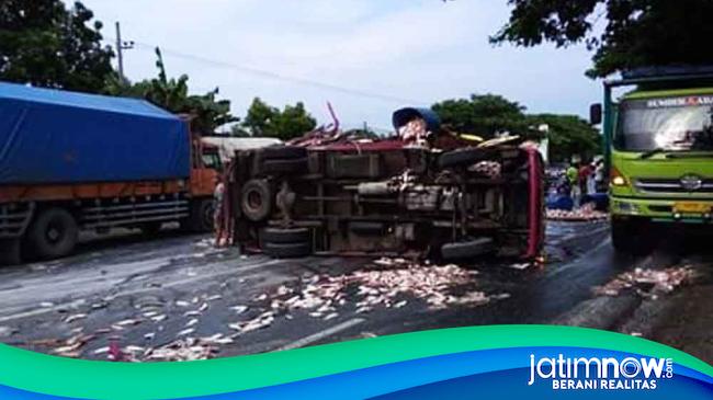 Begini Kronologi Kecelakaan Beruntun Di Pasuruan