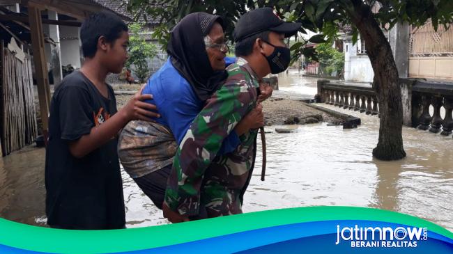 Kali Lamong Meluap, Banjir Kepung 3 Desa Di Mojokerto