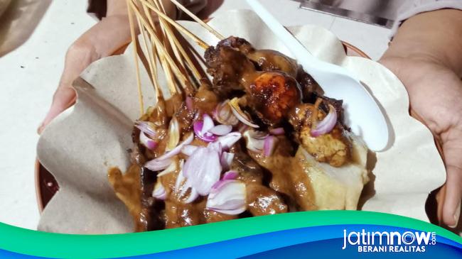 Mencicipi Sate Suki di Jalan KH Wahid Hasyim Jombang