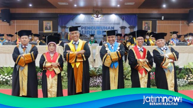 Unesa Kukuhkan Empat Guru Besar Di Penghujung Tahun 2022