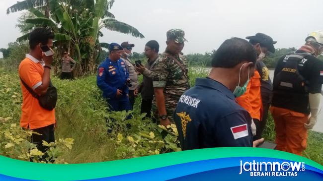 Mayat Wanita Misterius Ditemukan Mengambang Di Sungai Brantas Sidoarjo