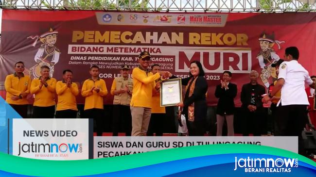 Video: Siswa Dan Guru SD Di Tulungagung Pecahkan Rekor Muri