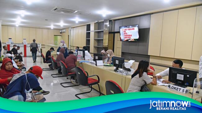 Tahun 2025 Hasil Opsen Pajak Kendaraan Tak Lagi Dikelola Pemprov Jatim