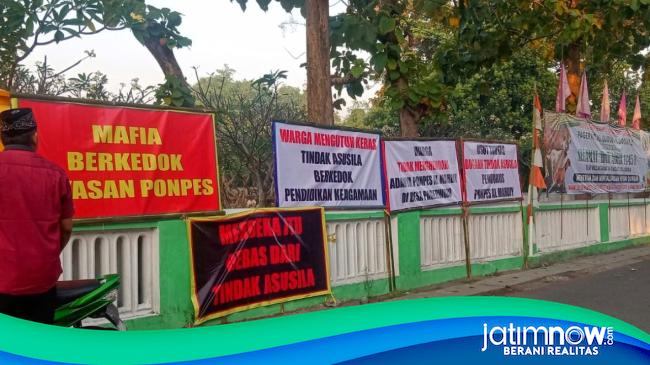 Ponpes Di Pagerwojo Sidoarjo Didemo, Diduga Lakukan Tindak Asusila Ke ...