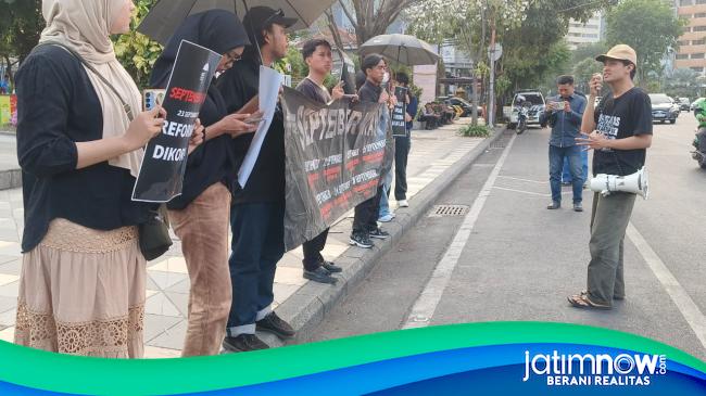 42 Tahun Berlalu, Aksi Kamisan Surabaya Masih Menagih Keadilan Tragedi Tanjung Priok
