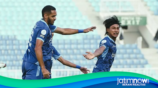 Arema FC Menang Telak di Laga Perdana Melawan Isenmulang, Mauro Sumbang 1 Gol