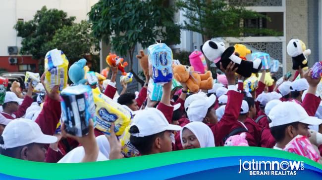 Maba Umsura Kumpulkan Pembalut dan Popok untuk Korban Bencana NTT