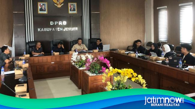 DPRD Jember Terima Audiensi Mahasiswa, Dorong Kajian Mendalam Ranperda Kepemudaan