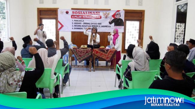 Indah Kurnia Ajak Warga Sidoarjo Menangkal Hoaks Lewat Gotong Royong