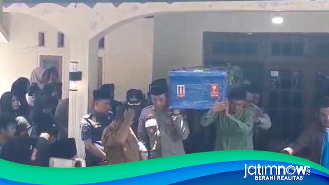 Korban Virgo Transport 8 Asal Blitar, Adik Meninggal Kakak Masih Dicari