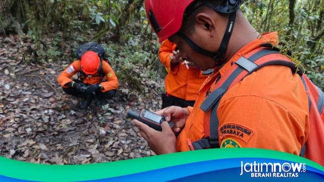 7 Pendaki Ilegal Gunung Semeru Diamankan, Terancam Penjara-Denda Rp100 Juta