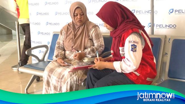 PMI Surabaya Terjunkan Tim Pulihkan Trauma Keluarga Korban KM Virgo Transport 8