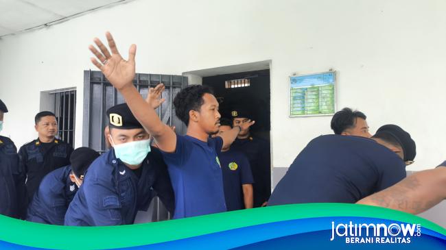 Razia Lapas Tulungagung, Petugas Amankan Sejumlah Benda Tajam dan Berbahaya