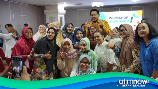 UMKM Surabaya Dibekali AI dan Canva untuk Perluas Pasar