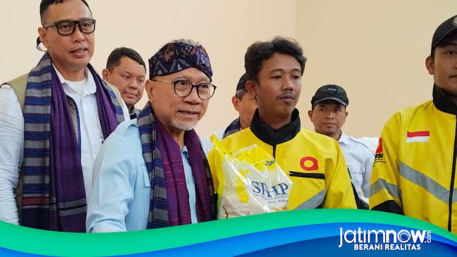 Bulog dan Kemenko Pangan Bagikan Langsung 7.542 Ton Beras Banpang di Kediri