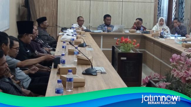 Petani Ketajek Jember Pertanyakan Proses Pengajuan Sertifikat Tanah