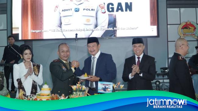 HUT ke-81 TNI di Lamongan, Tekankan Respons Cepat Saat Rakyat Membutuhkan