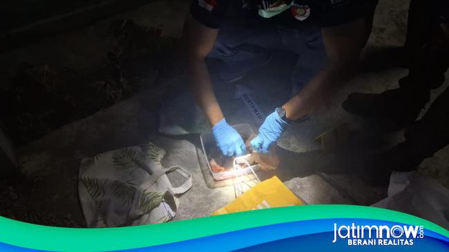 Warga Temukan Janin Bayi Terbungkus Kresek di Kediri, Polisi Selidiki