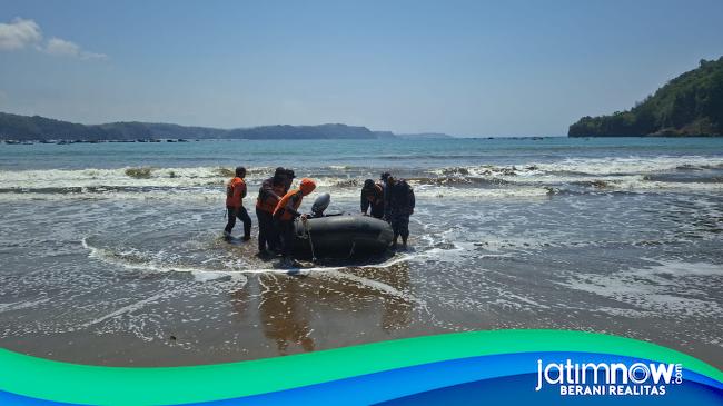 Pria di Tulungagung Hilang Tersapu Ombak Saat Mencari Gurita