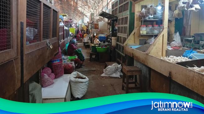 Siasat Pedagang Pasar Pabean Surabaya Demi Bertahan di Tengah Sepinya Pembeli