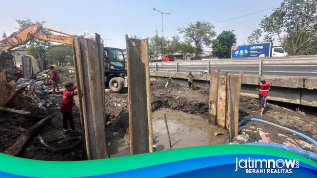 Pipa Petrokimia Bocor Terkena Proyek Pemkot Surabaya, Penanganan Dikebut 24 Jam