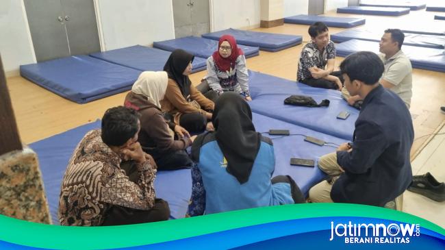Keluarga Korban KM Virgo Transport 8 Dapat Dukungan Psikologis di Tanjung Perak
