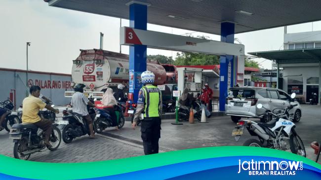 Pantau Stok BBM di SPBU Kota Kediri, Polisi: Tak Perlu Menimbun