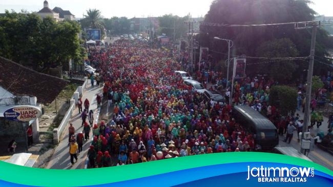 Ribuan Perempuan Di Ponorogo Berkebaya Peringati Hari Ibu