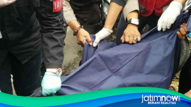 Pria Di Malang Ini Ditemukan Tewas Di Mobilnya 5195