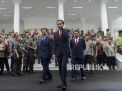 Presiden Jokowi bersama Menhan Prabowo Subianto dan Kepala Staf Kepresidenan Moeldoko usai menghadiri rapat pimpinan Kementerian Pertahanan di Jakarta, Kamis (23/1/2020) (Foto: Republika/Putra M. Akbar)
