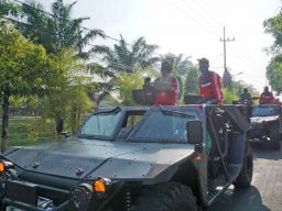 Pulang, Atlet Marinir PON XX Papua Diarak dengan Kendaraan Tempur ATAV