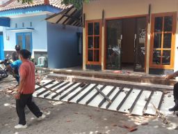 Balai Desa hingga Masjid Rusak Akibat Gempa di Selatan Jatim