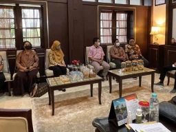 Grup Riset Sistem Informasi Untag Surabaya Beri Solusi Sektor Kuliner dan Pasar