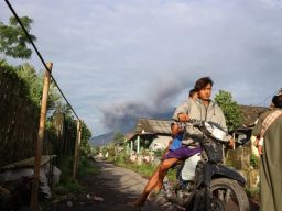 Erupsi Gunung Semeru berdampak pada sektor perekonomian warga setempat. (Foto: Fajar Mujianto/jatimnow.com)