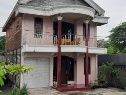 Rumah kontrakan yang diduga sebagai tempat penampung PMI ilegal. (Foto: Istimewa)