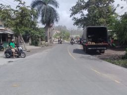 Masuk Zona Merah, Warga Dua Desa di Lumajang Dievakuasi