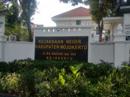 Kantor Kejaksaan Negeri Kabupaten Mojokerto. (Foto: Achmad Supriyadi/jatimnow.com)