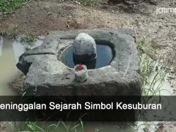Batu Yoni di Dusun Ngadiro, Kecamatan Jenangan, Ponorogo. (Foto: Mita Kusuma/jatimnow.com)